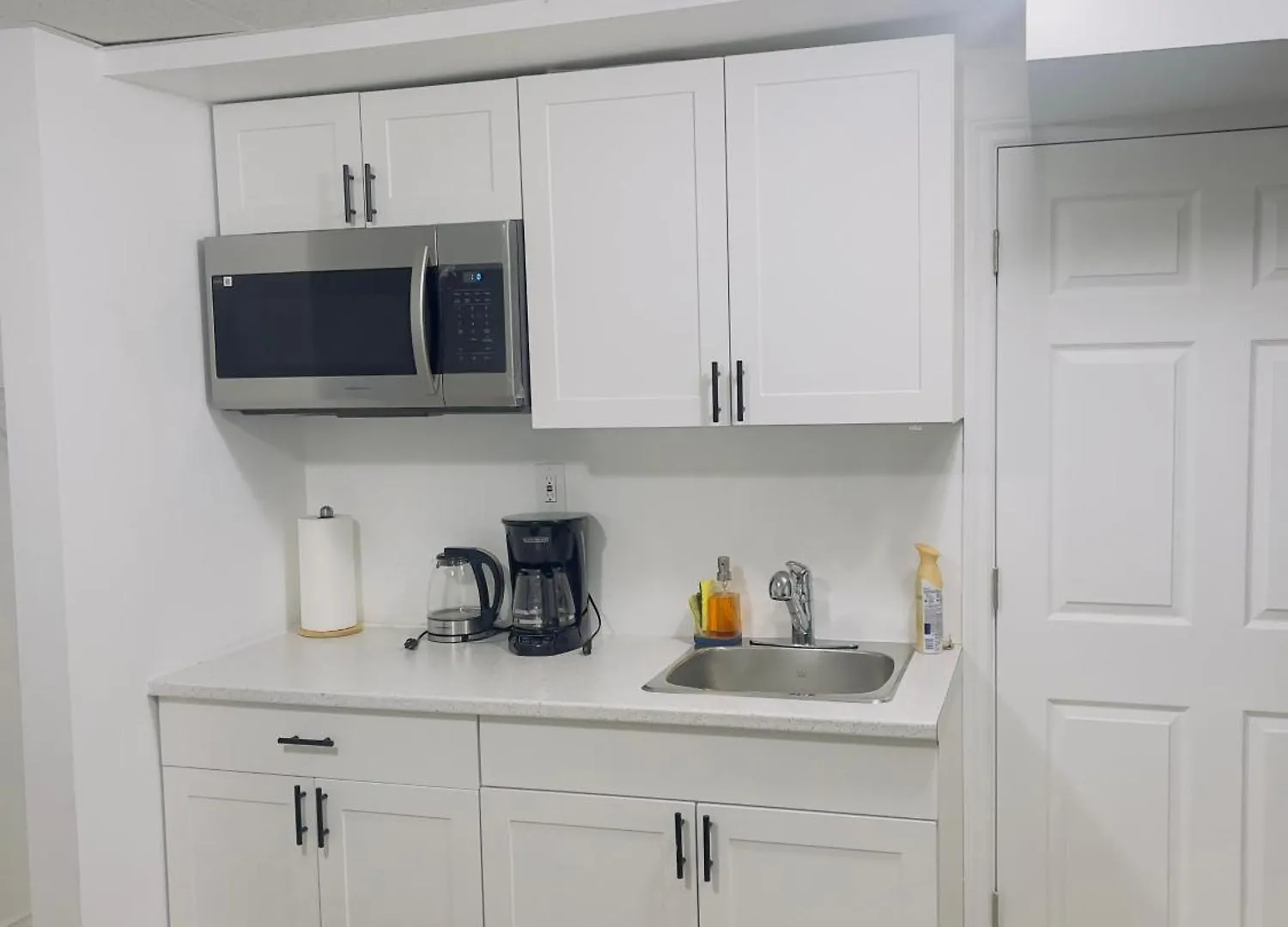 Family Friendly Private Suite 温尼伯 0*,  加拿大